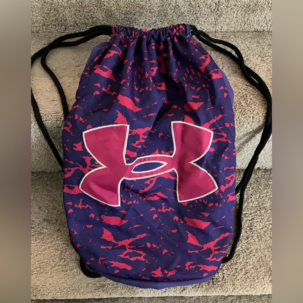 In Excellent Condition! UNDER ARMOUR Sack Pack